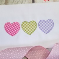 Heart Trio Applique - Blanket Stitch